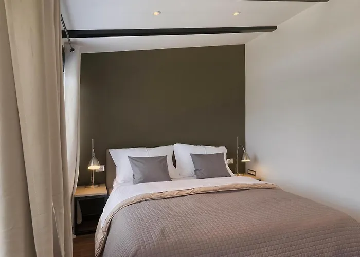 펜션 Sessa 로비니