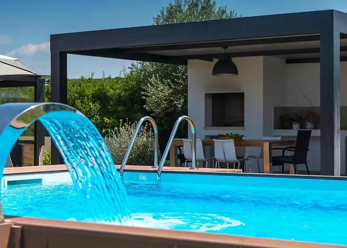 펜션 Sessa 로비니